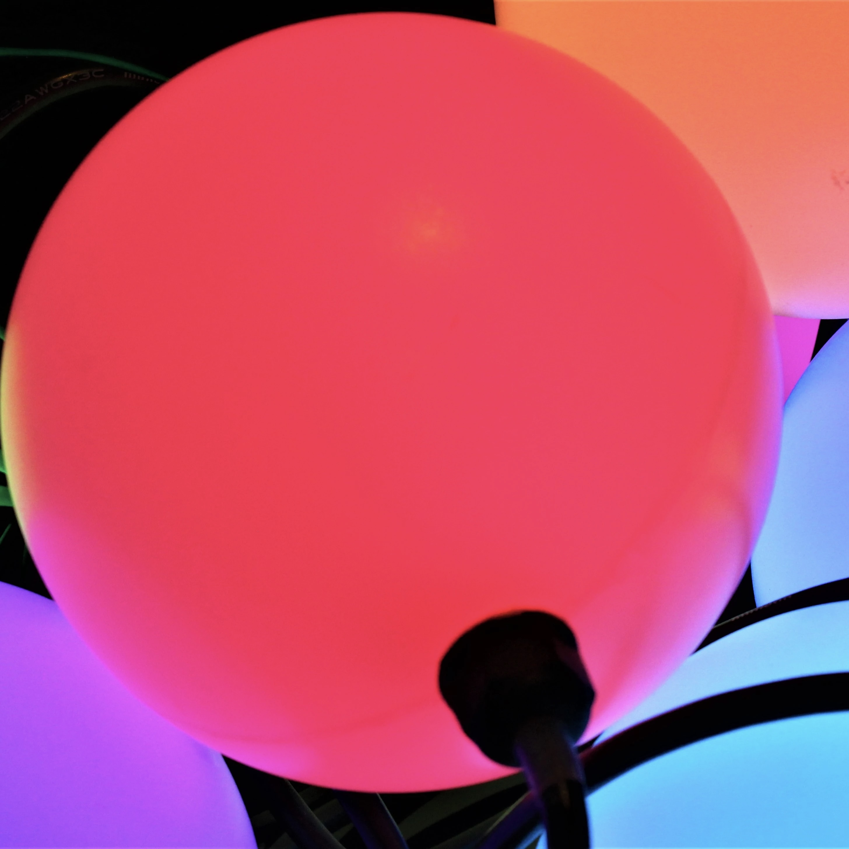 Luce RGB G100 Triklit