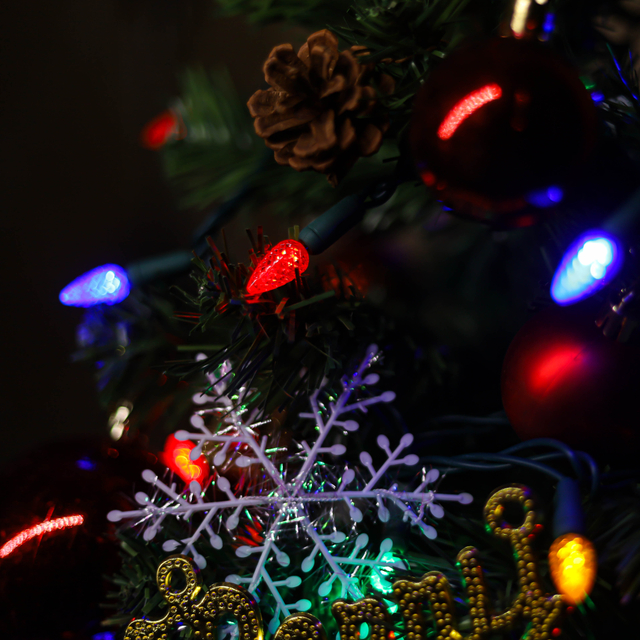 La stringa LED UL C3 illumina la luce natalizia multicolore per esterni